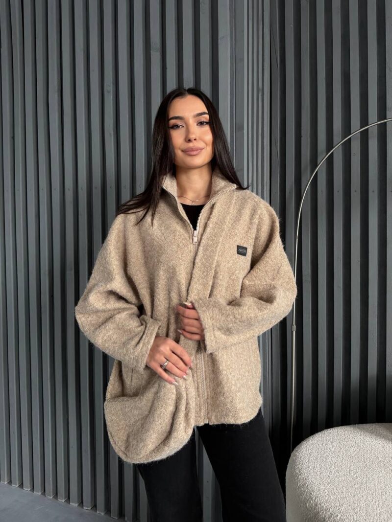 Kurtka z alpaki z torebką